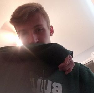 Meet your Posher, Kyle